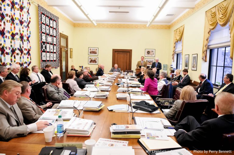House Finance Advances Power Plant Bill