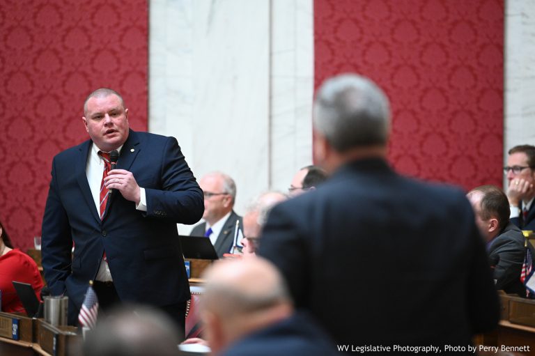 House Passes 5 Bills, Establishes Crime of Torture