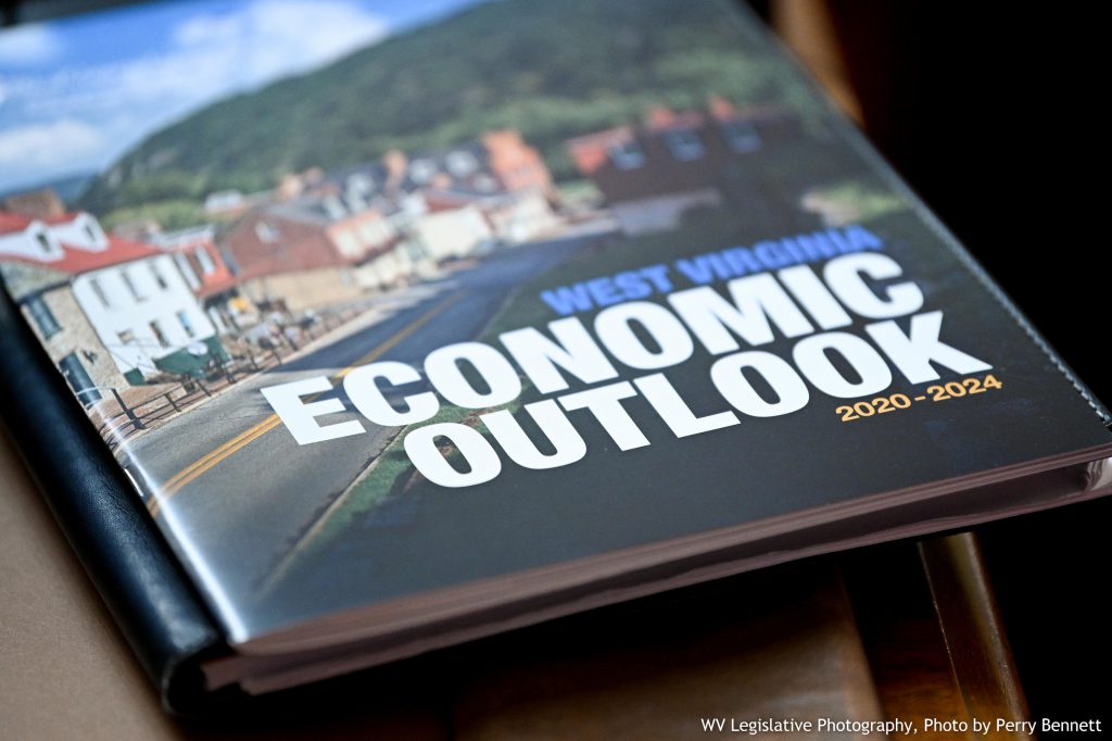 Economic Outlook W.Va. Experiencing Concentrated Growth But Issues