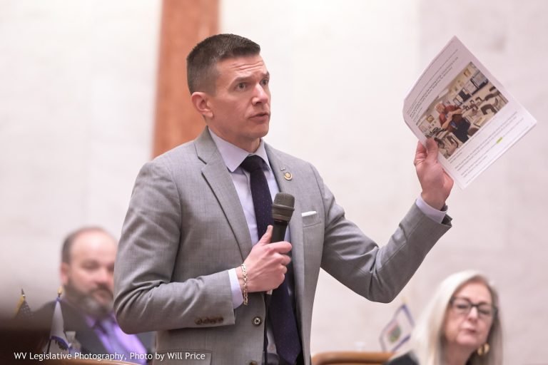 Senate Advances 6 Bills on Second Reading