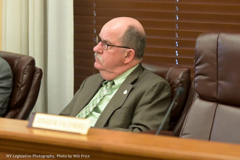 Senate Finance Advances Bill to Provide Mental Health Parity