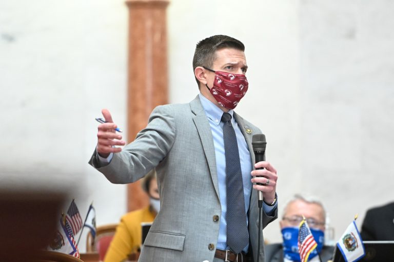 Senate Passes Two Veterans Bills