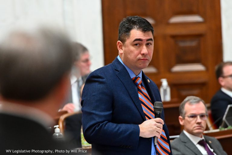 Senate Passes Bill to Create Unemployment Fraud Unit