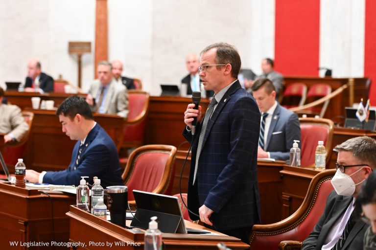 Senate Passes Budget, Memorializes Sue Cline