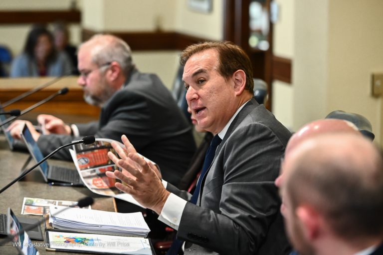 Senate Judiciary Advances TikTok Bill