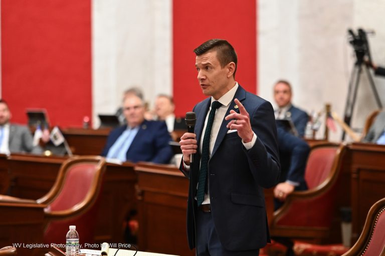 Senate Passes High School Athletic Transfer Bill