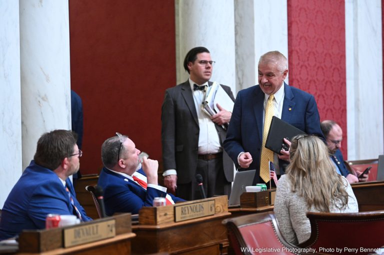 House Completes Bill to Allow Qualified State Retirees to Become CPS and APS Workers