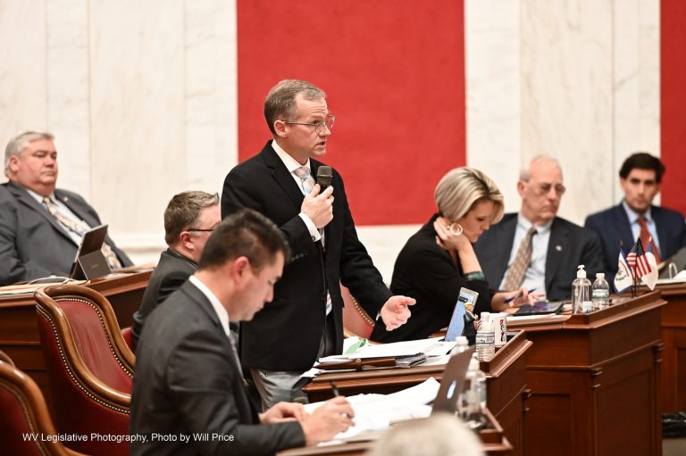 Senate Passes Budget Compromise on Day 58