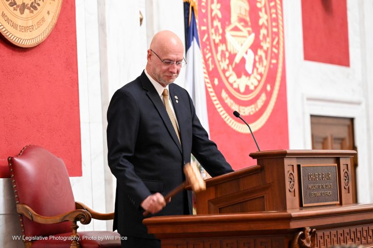 Senate Begins Special Session, Passes 27 Bills
