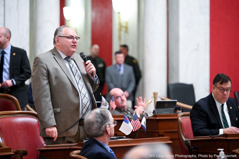 Senate Passes Bill Expanding Requirements for SNAP Benefits