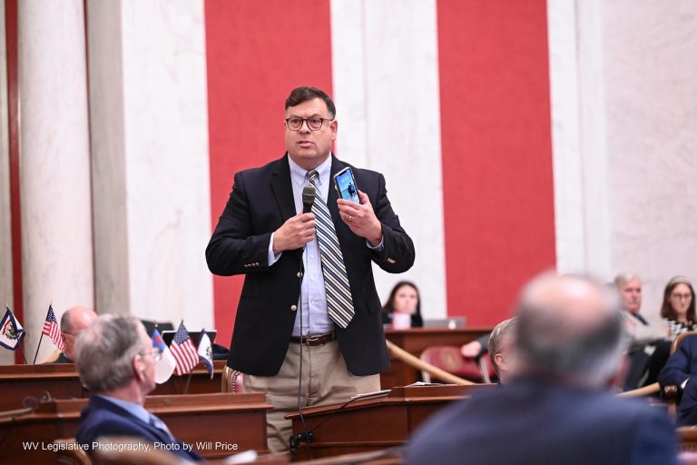 Senate Completes Action on Child Care Tax Credit, Adjourns Sine Die