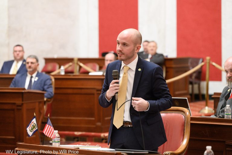 Senate Recognizes National Organ Donor Day at Legislature