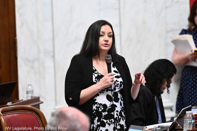 Senate Passes Bill to Enhance Foster Kids’ Rights