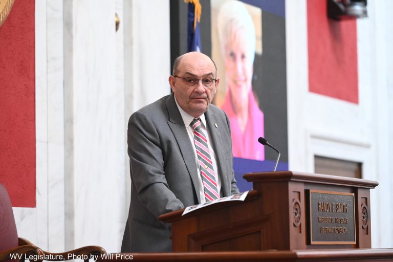 Food Dye Ban Heads to Governor’s Desk