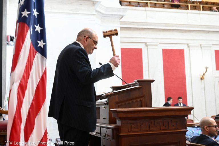 Senate Passes 21 Bills During Saturday Floor Session