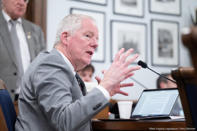 Energy and Public Works Committee Advances HB 4696 from Committee