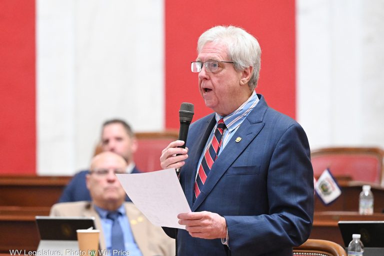 Senate Passes Rules Bills, Legislation to Criminalize Obstruction of Social Service Workers