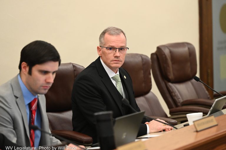 Senate Education Advances School Calendar Reform Bill