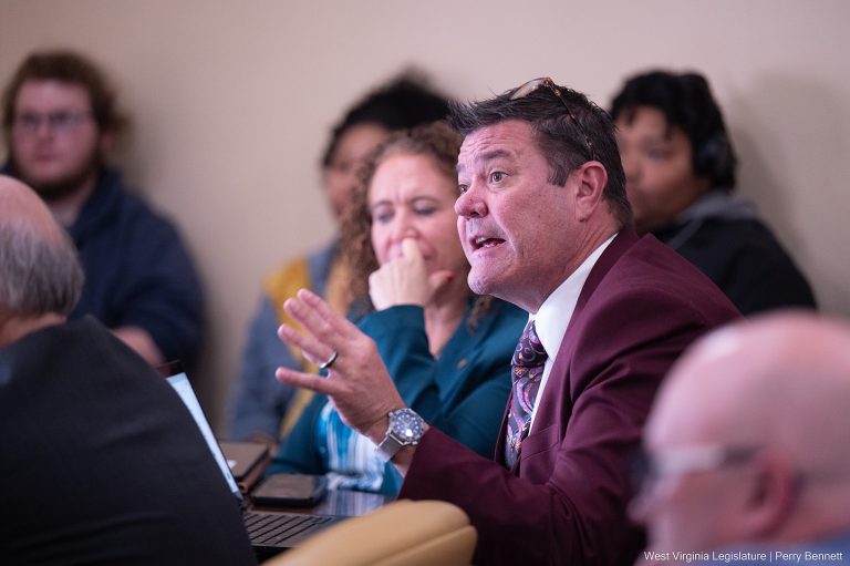 House Education Advances Adjunct Teaching Permit Bill