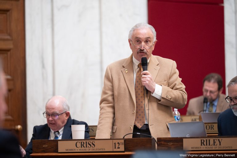 House Amends Personal Income Tax Bill